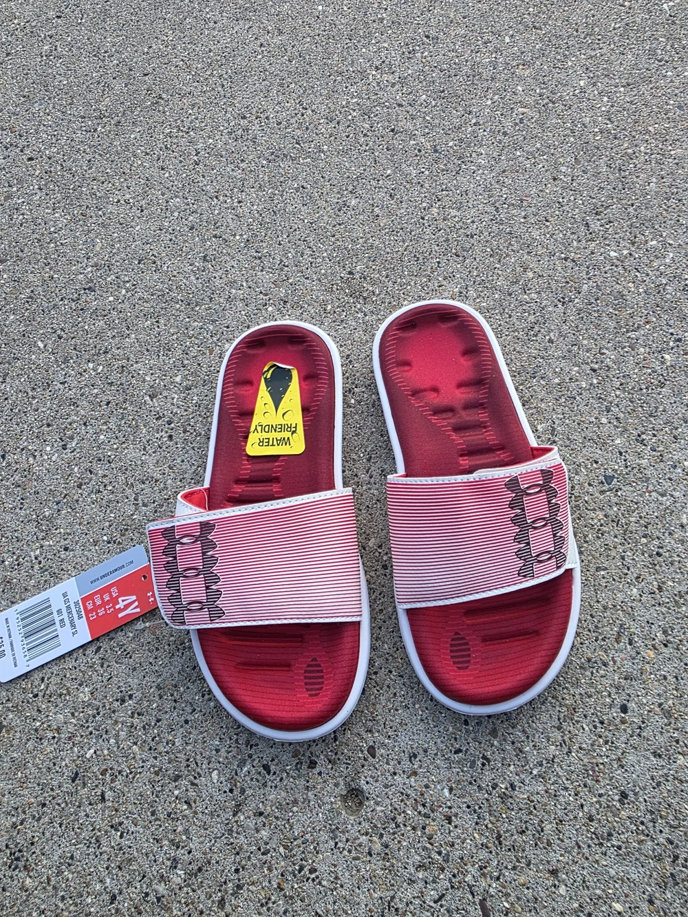 Under Armour Kids' Red Slide Sandals Comfortable Slip-On Youth Boys 4Y